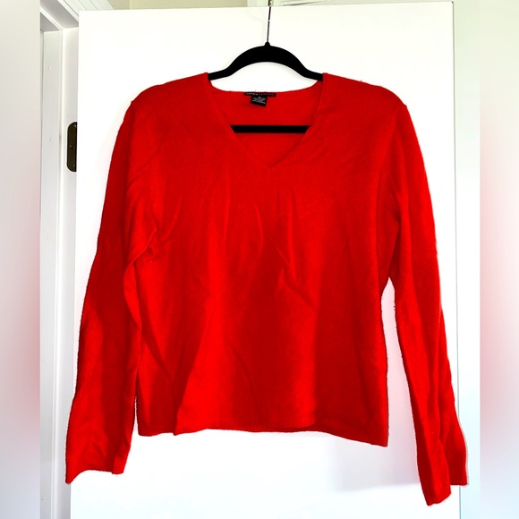 100% chashmere crop v-neck sweater - Picture 1 of 3